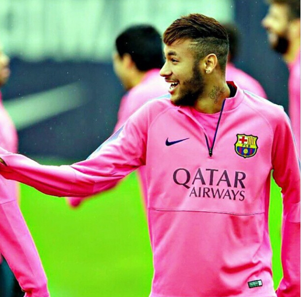 稳定输出难救主！香港金牛巴尔文出战16分钟 9中5拿14分7板（高效仍难扭局！香港金牛巴尔文16分钟9投5中斩获14分7板）