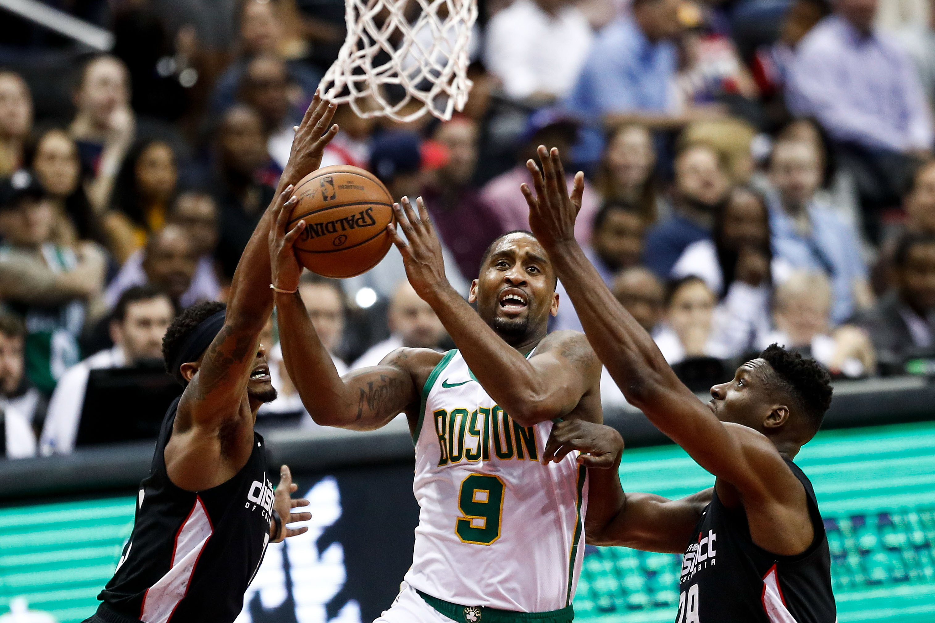 弗拉格谈数据比肩詹科：简直就是梦想成真，年轻时从未想过（弗拉格称数据已与詹科齐平：如梦成真，年少时不敢想象）