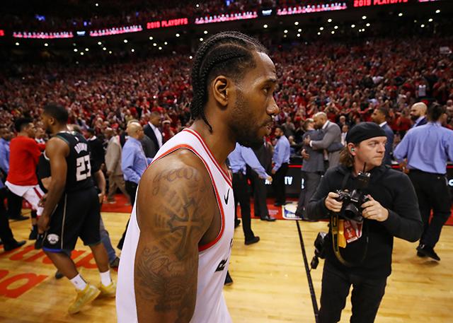 德罗赞空砍37分8助攻＆威少27分6篮板，国王不敌活塞（德罗赞37分8助攻、威少27分6篮板难救主，国王不敌活塞）